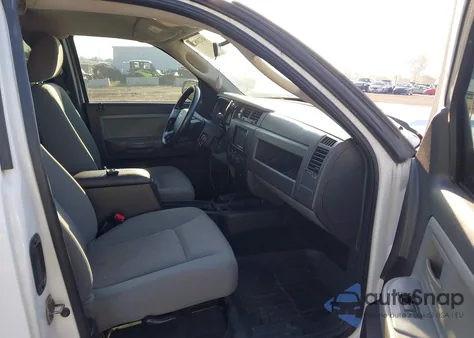 2011 Ram Dakota Bighorn/Lonestar z USA, uszkodzony, nr VIN 1D7RE3BK0BS574961